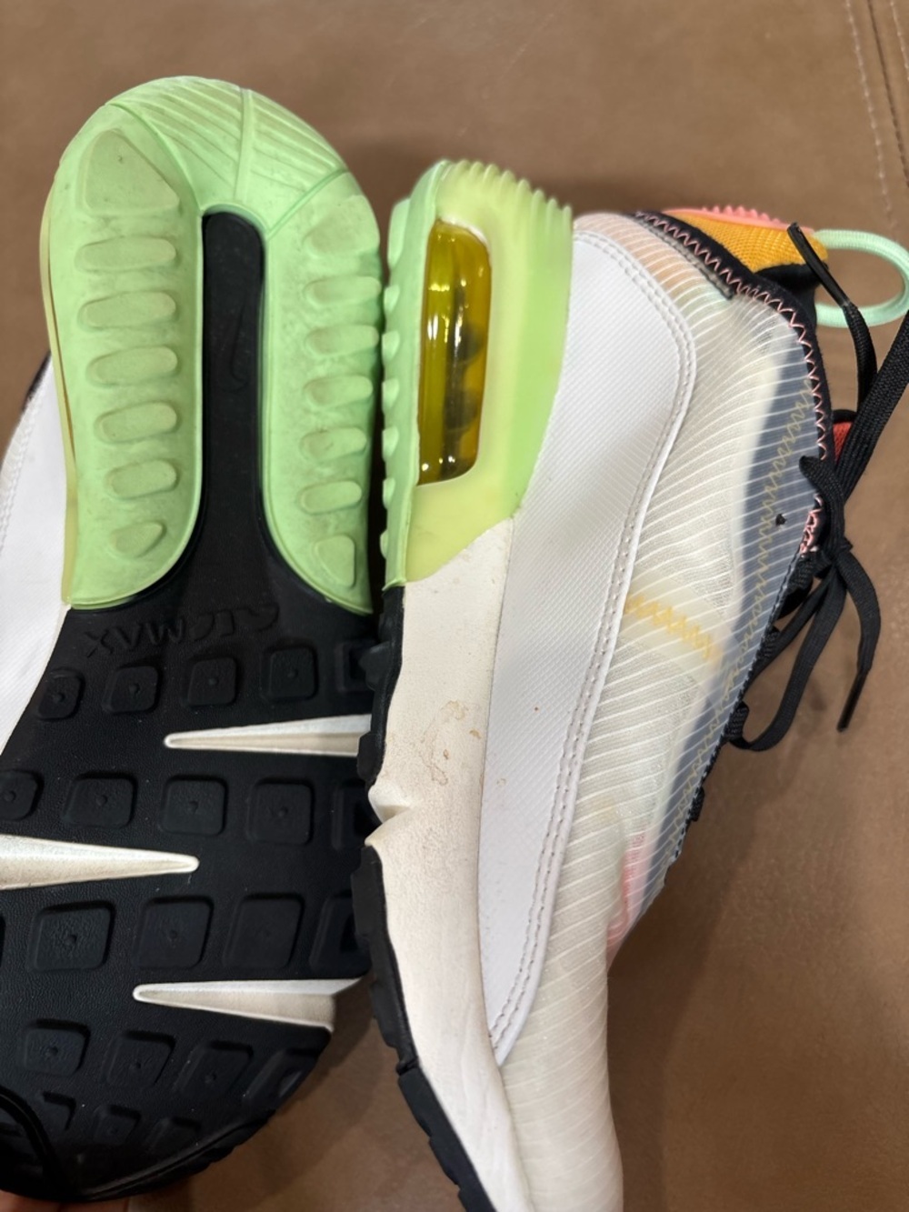 Nike Air Max 2090 bold statement Sneakers - Coral Pink & Vapor Green - Picture 4 of 7